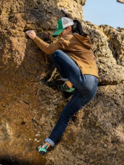 Mighty Hoodie Pullover 13 Mighty Hoodie Pullover -Swimming Gear Store 100946 05