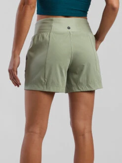 Prana Evergreen Hiking Shorts 5" -Swimming Gear Store 115222 02
