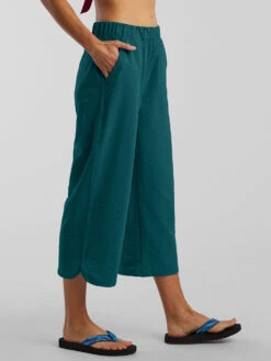 Slaycation 2.0 Cropped Pants - Textured -Swimming Gear Store 270902 03