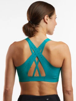 Front Page -Swimming Gear Store 328107 02