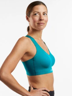 Run It All 2.0 Strappy Bra -Swimming Gear Store 328107 03