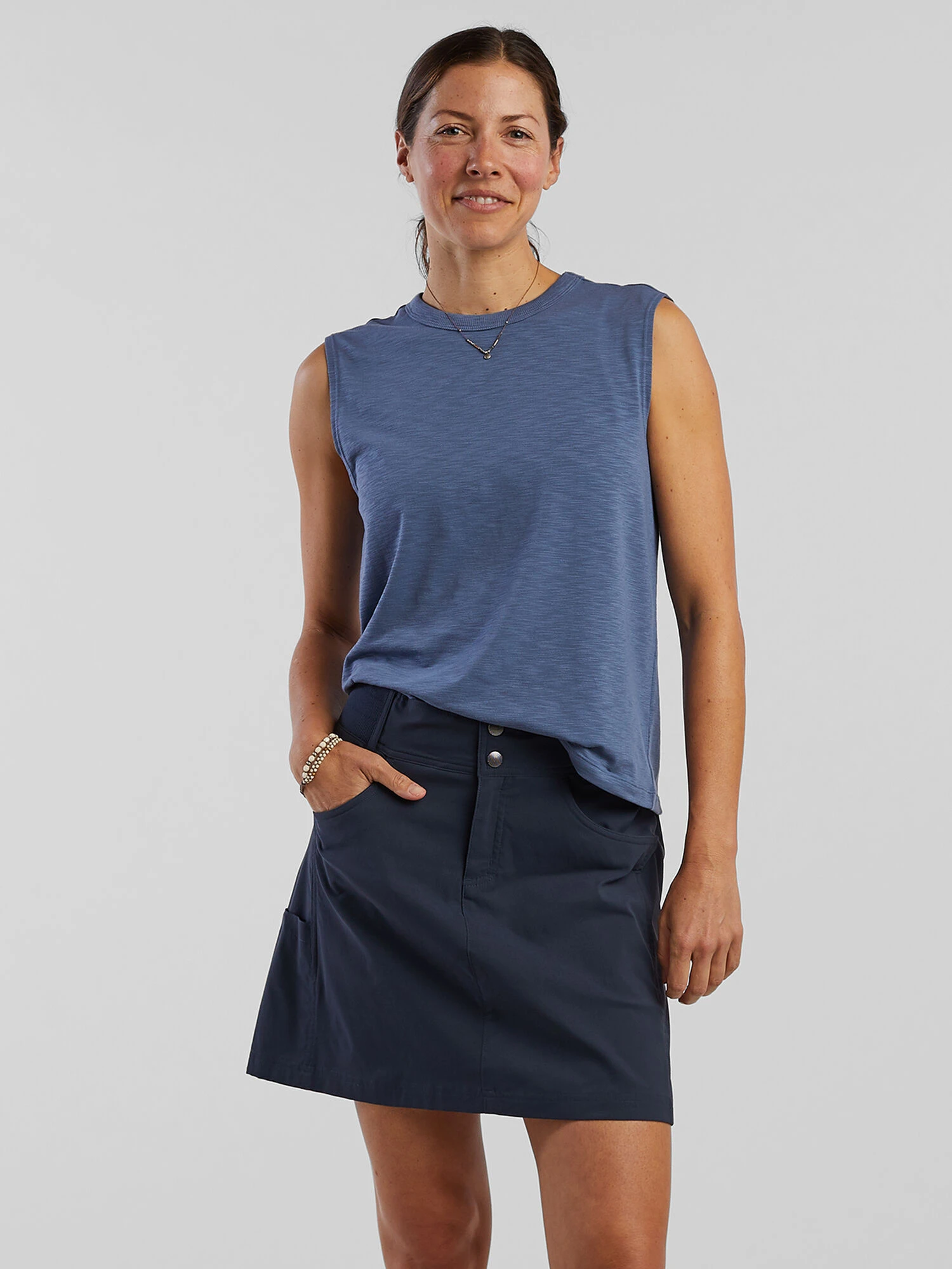 Ravine Muscle Tank - Solid 6 Ravine Muscle Tank - Solid - Image 4