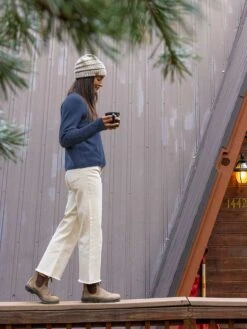 Offsite Synergy Crew Neck Sweater - Solid -Swimming Gear Store 490955 05