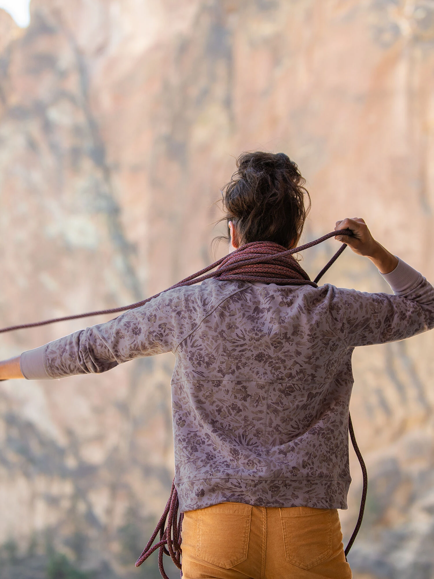 Mighty Crew Neck Sweatshirt - Print 9 Mighty Crew Neck Sweatshirt - Print - Image 7