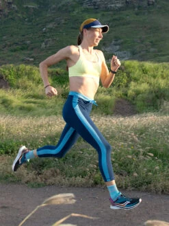 Mad Dash Lite Capri - Colorblock