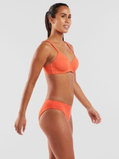 Bodacious 2.0 Underwire Bikini Top - Solid Ribbed 11 Bodacious 2.0 Underwire Bikini Top - Solid Ribbed -Swimming Gear Store 600925 03