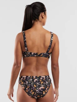 Bodacious 2.0 Underwire Bikini Top - English Garden 9 Bodacious 2.0 Underwire Bikini Top - English Garden -Swimming Gear Store 600944 02