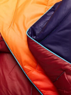 Rumpl The Puffer Blanket - Pyro Fade -Swimming Gear Store 711118 05