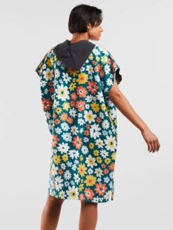 Nomadix PrivaSea Poncho - Spring Flowers 11 Nomadix PrivaSea Poncho - Spring Flowers -Swimming Gear Store 716620 03
